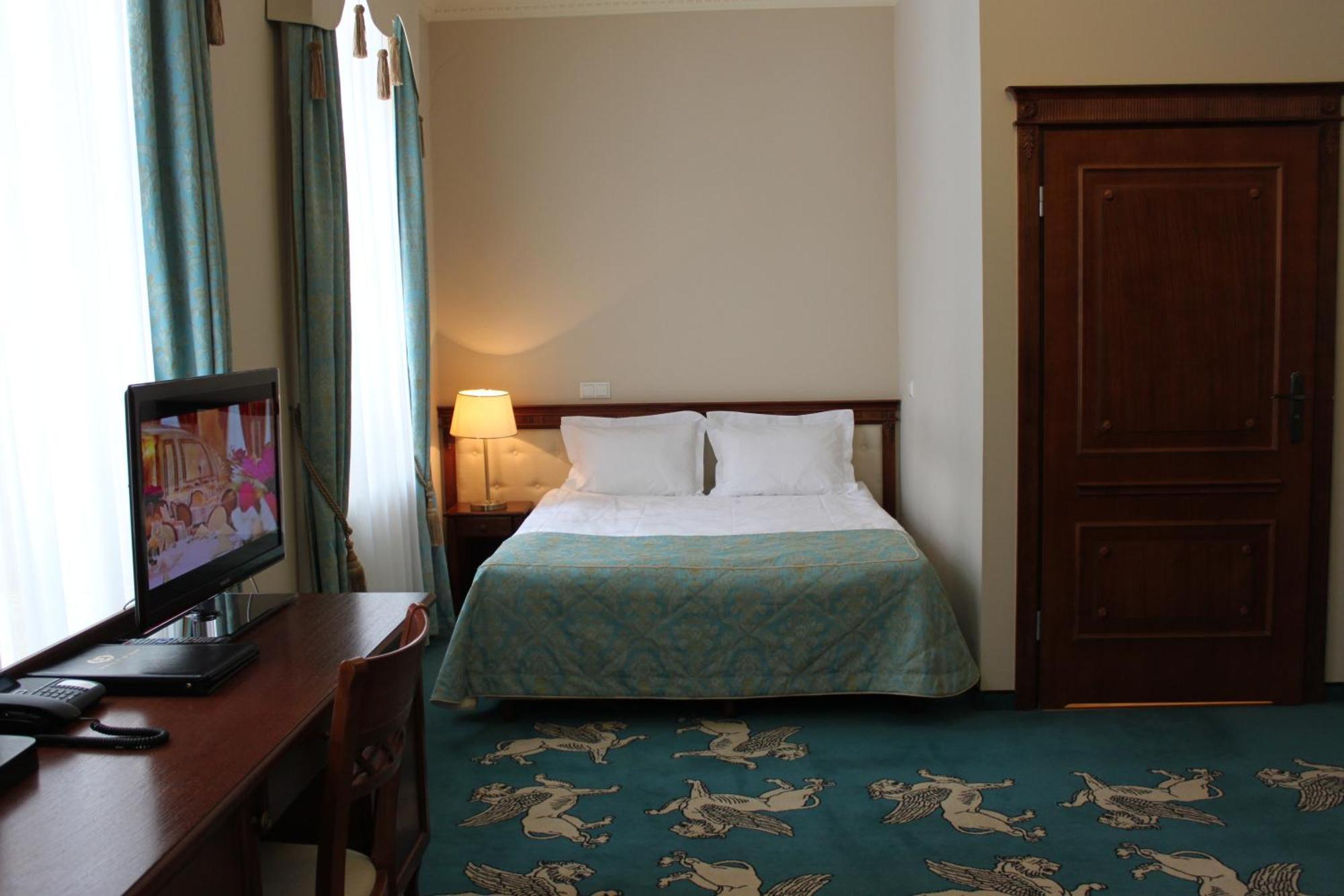 Hotel Koronny Замостя Номер фото