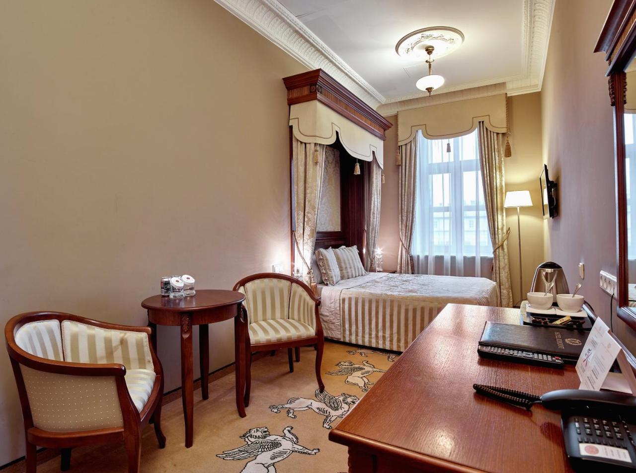 Hotel Koronny Замостя Екстер'єр фото